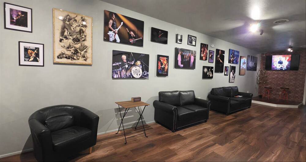 Artist lounge